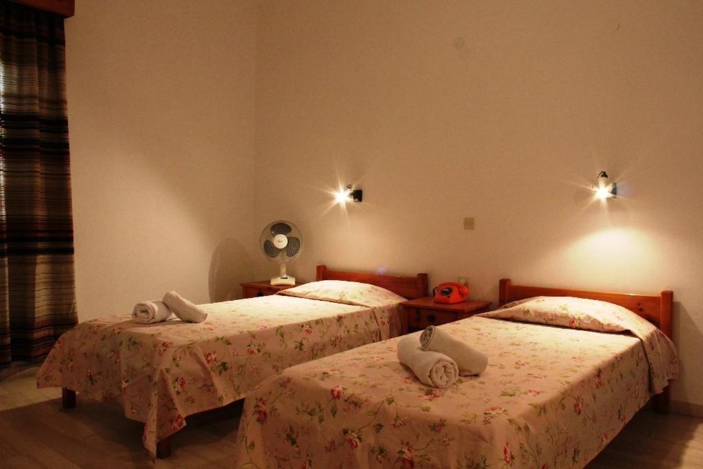 Violetta Aparthotel Chora  Bagian luar foto